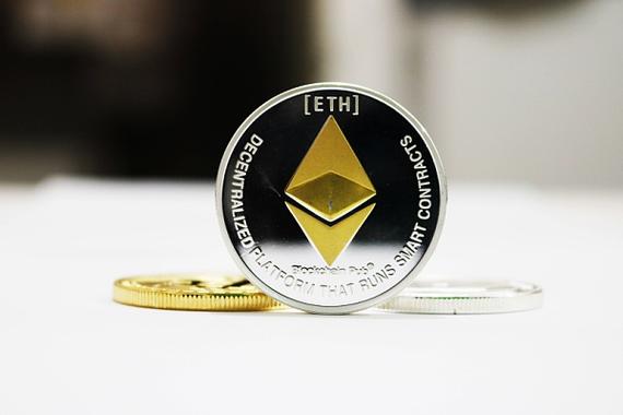 Base遭口水战背后，近3个月资金净流入超25亿美元，TVL超142亿美元如何反超Solana？